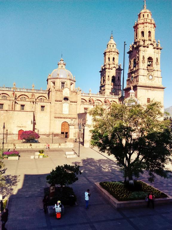 Hotel And Suites San Miguel Morelia Exterior foto