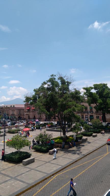 Hotel And Suites San Miguel Morelia Exterior foto